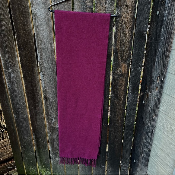Magenta Soft Fuzzy Fringed Scarf - Picture 4 of 10